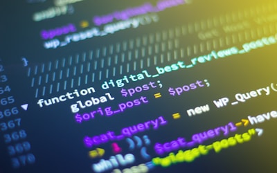 即时排行与核心参数动态图表